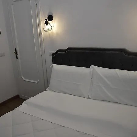 Chic Cattolica Gemelli Apartment