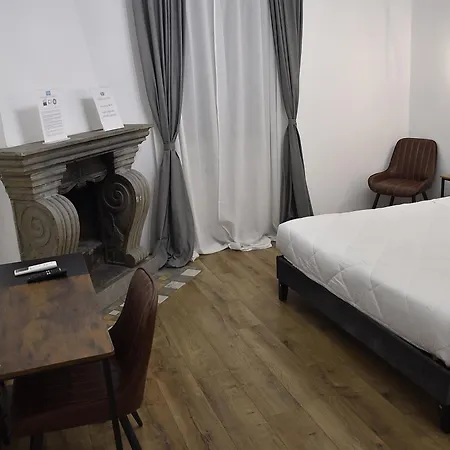 Chic Cattolica Gemelli Rome