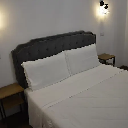 Chic Cattolica Gemelli Apartment Rome